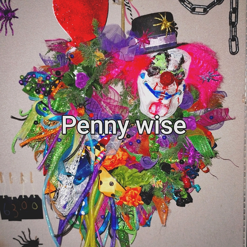 Halloween wreaths (Penny Wise)